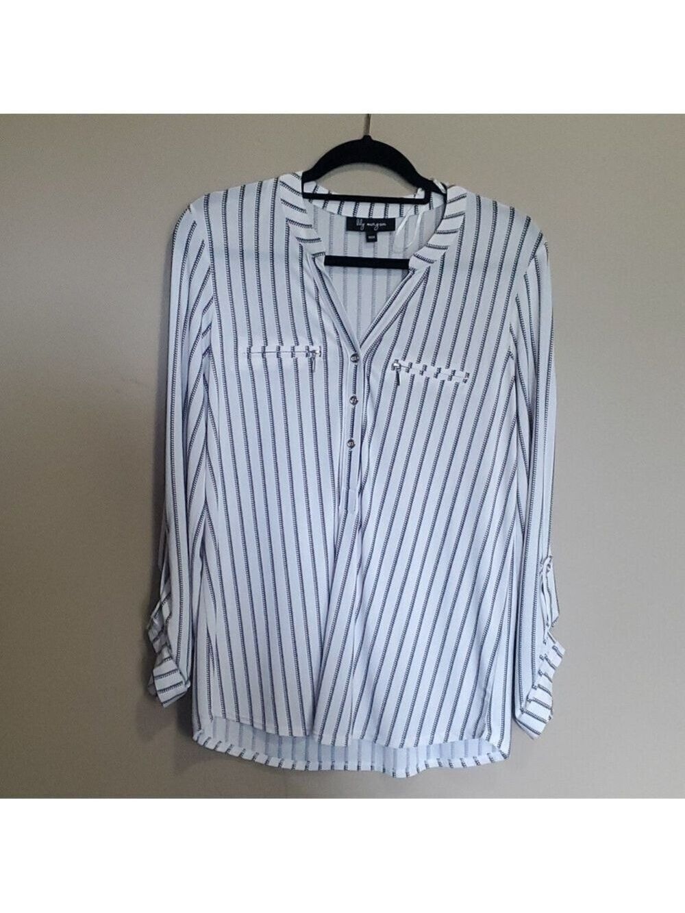 Lily Morgan top size medium